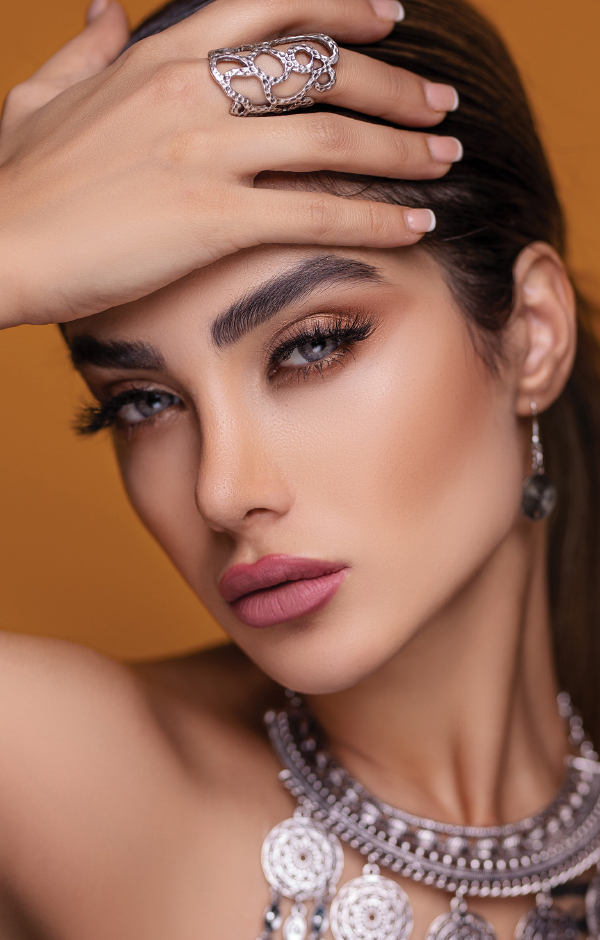 Get the Look Damen Occasion Glam Look After-Show Amina