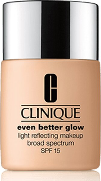 Clinique Even Better Glow Light Reflecting Makeup SPF 15 Foundation CN 74 Beige 30 ml